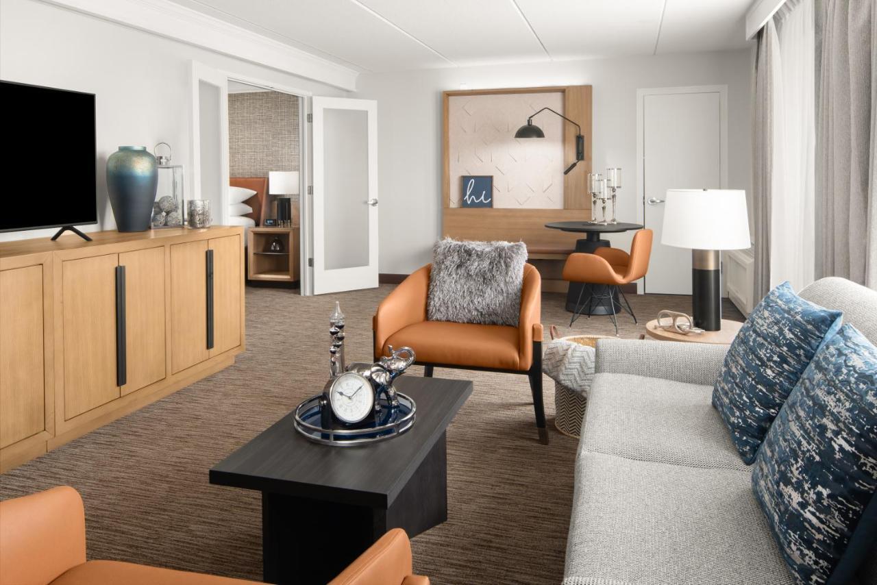 Sheraton Milwaukee Brookfield Zewnętrze zdjęcie