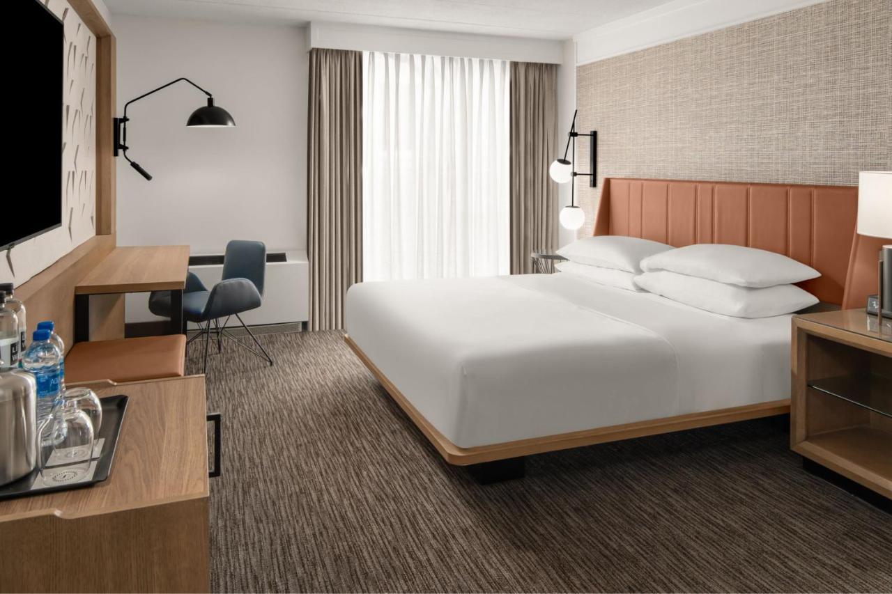 Sheraton Milwaukee Brookfield Zewnętrze zdjęcie