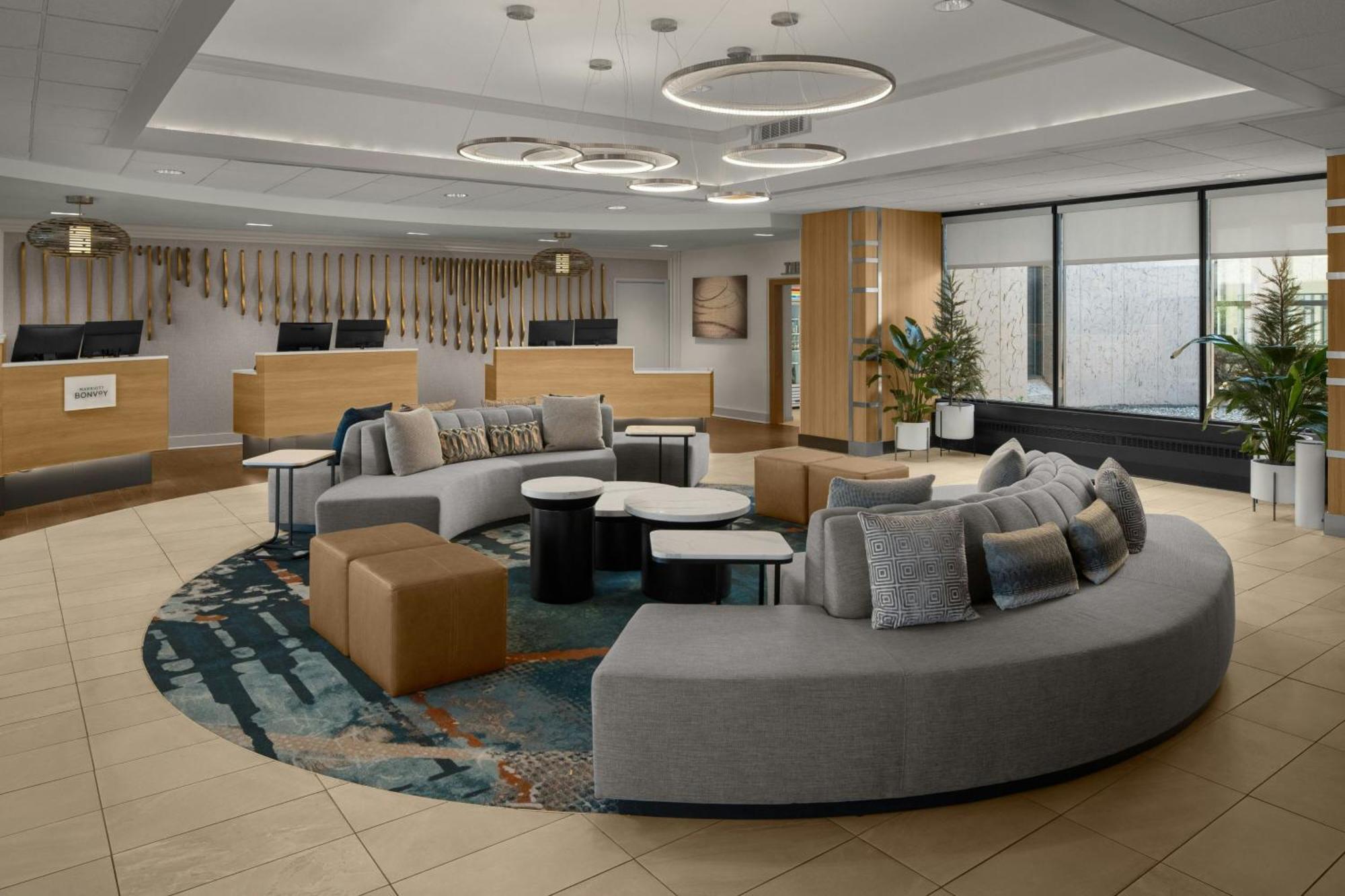 Sheraton Milwaukee Brookfield Zewnętrze zdjęcie