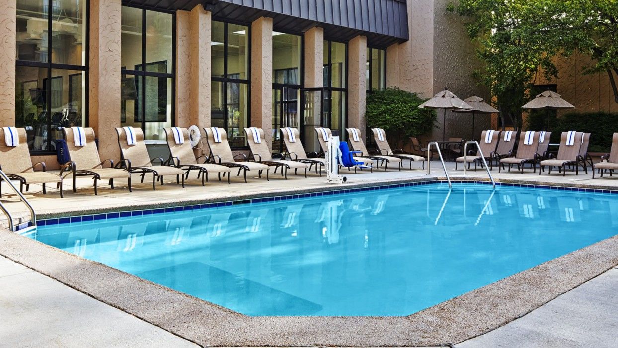 Sheraton Milwaukee Brookfield Zewnętrze zdjęcie