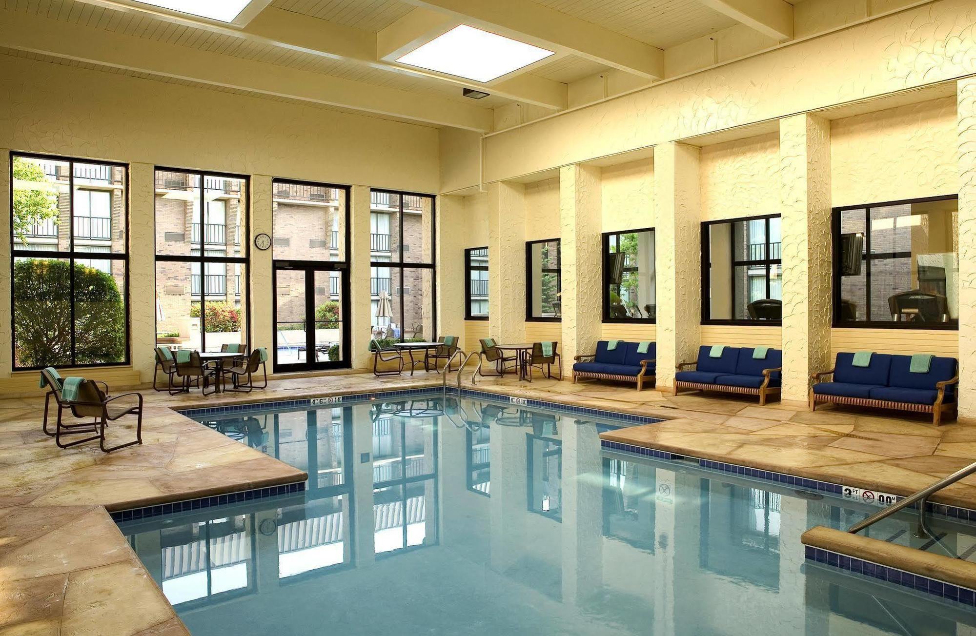Sheraton Milwaukee Brookfield Udogodnienia zdjęcie