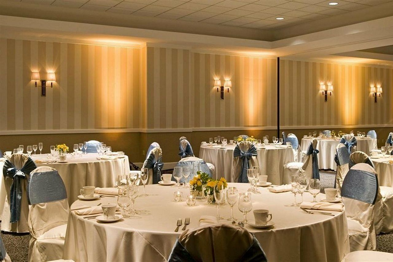 Sheraton Milwaukee Brookfield Zewnętrze zdjęcie